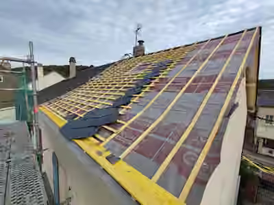A.Robba Couverture, couvreur pose de vélux rénovation réparation démoussage toiture Rouen