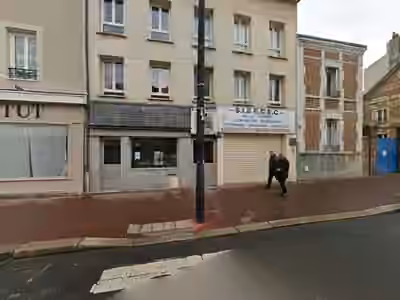 Sisecec (Le Terrien)